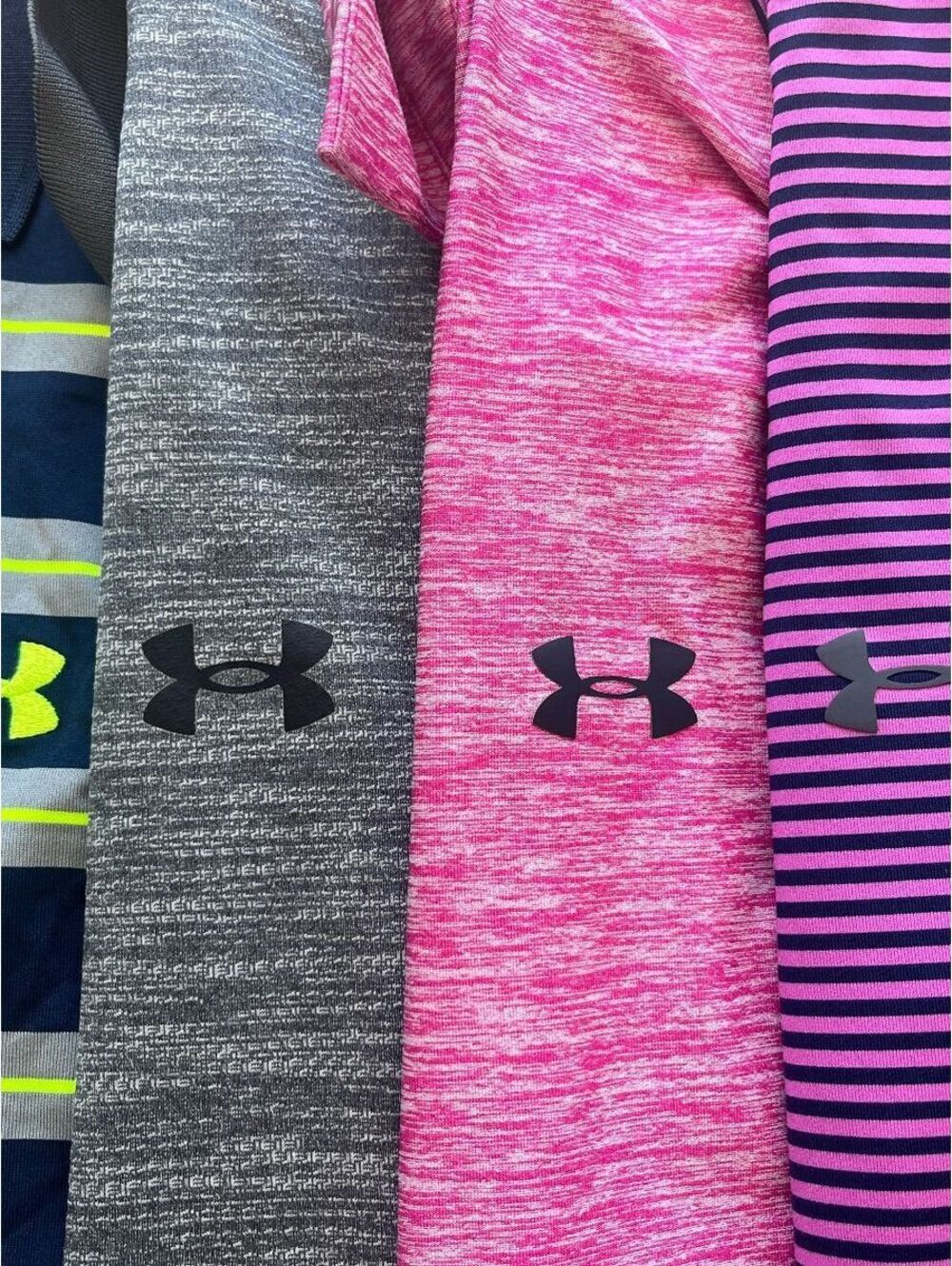 Under Armour Men's Lot of 4 Pink Gray Blue HeatGear Golf Polo Shirts XL